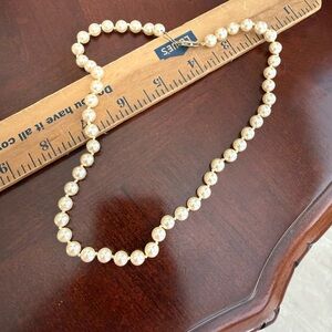 Vintage Cream Beads Necklace